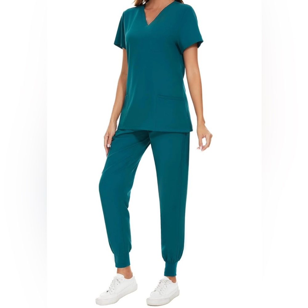 Cozyfit Womens Scrubs 3 Pocket Top and Joggers in Caribbean Blue Size Large